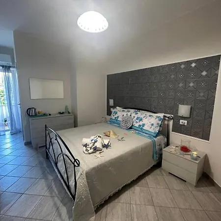 Via Del Sole 4*