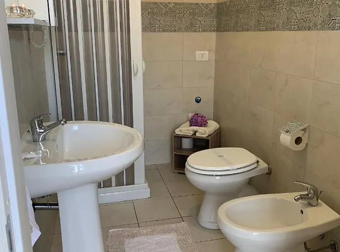 Via Del Sole לינה וארוחת בוקר 4*