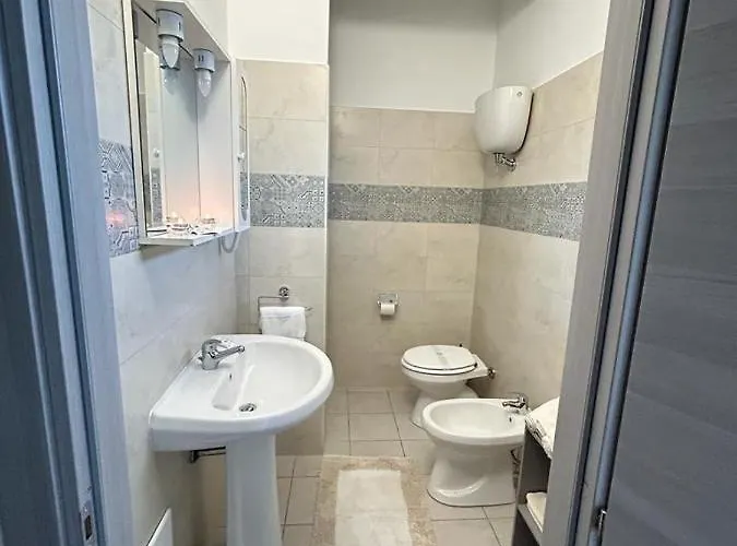 Via Del Sole לינה וארוחת בוקר 4*